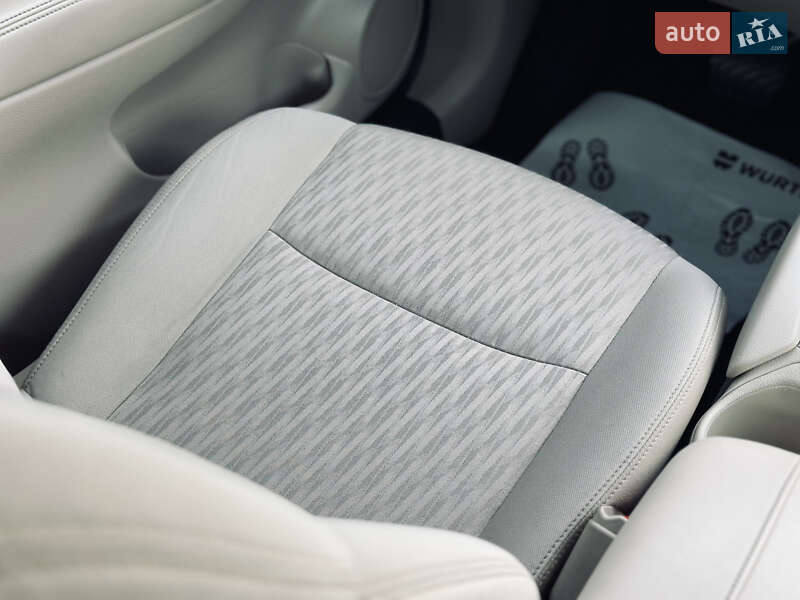 Позашляховик / Кросовер Nissan Rogue 2019 в Кременчуці