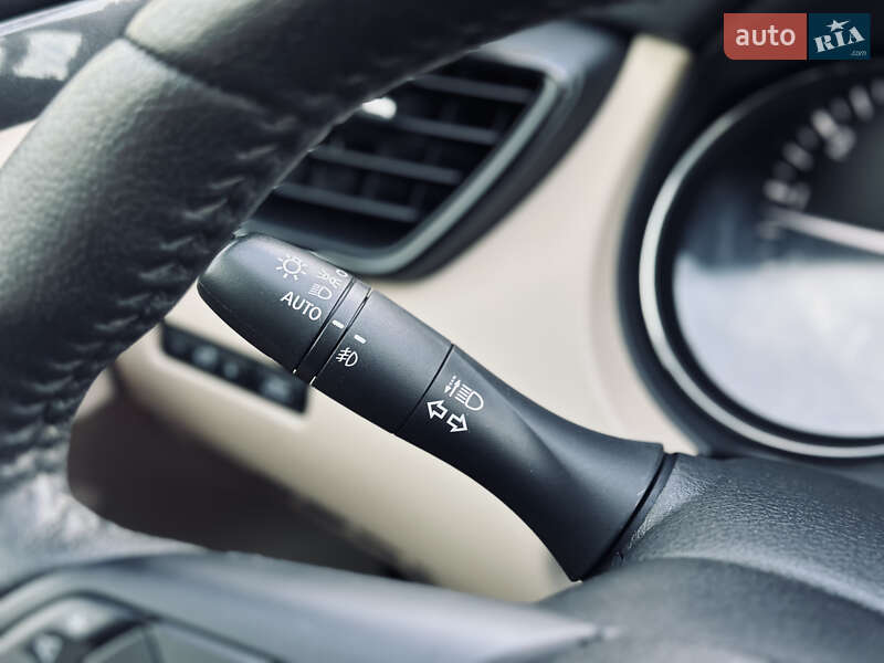 Позашляховик / Кросовер Nissan Rogue 2019 в Кременчуці