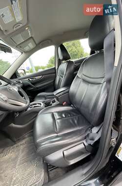 Внедорожник / Кроссовер Nissan Rogue 2015 в 