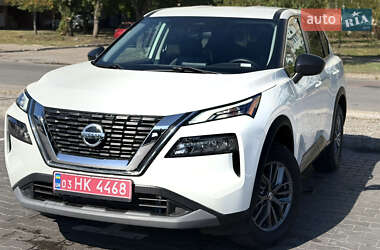 Позашляховик / Кросовер Nissan Rogue 2021 в Кам'янському
