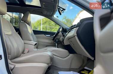Внедорожник / Кроссовер Nissan Rogue 2014 в 
