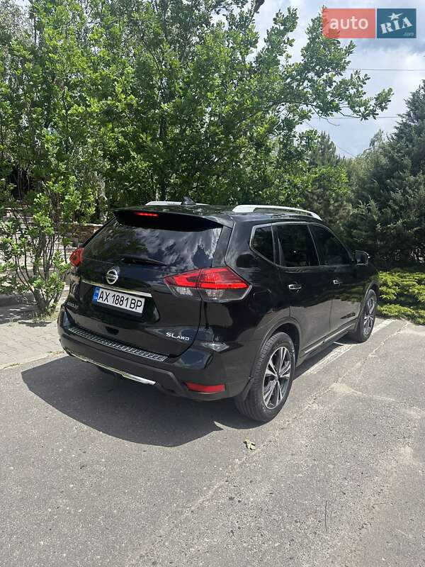 Позашляховик / Кросовер Nissan Rogue 2017 в Харкові