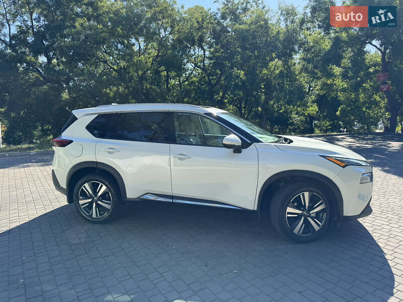 Позашляховик / Кросовер Nissan Rogue 2021 в Ізмаїлі