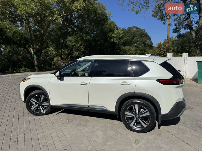 Позашляховик / Кросовер Nissan Rogue 2021 в Ізмаїлі