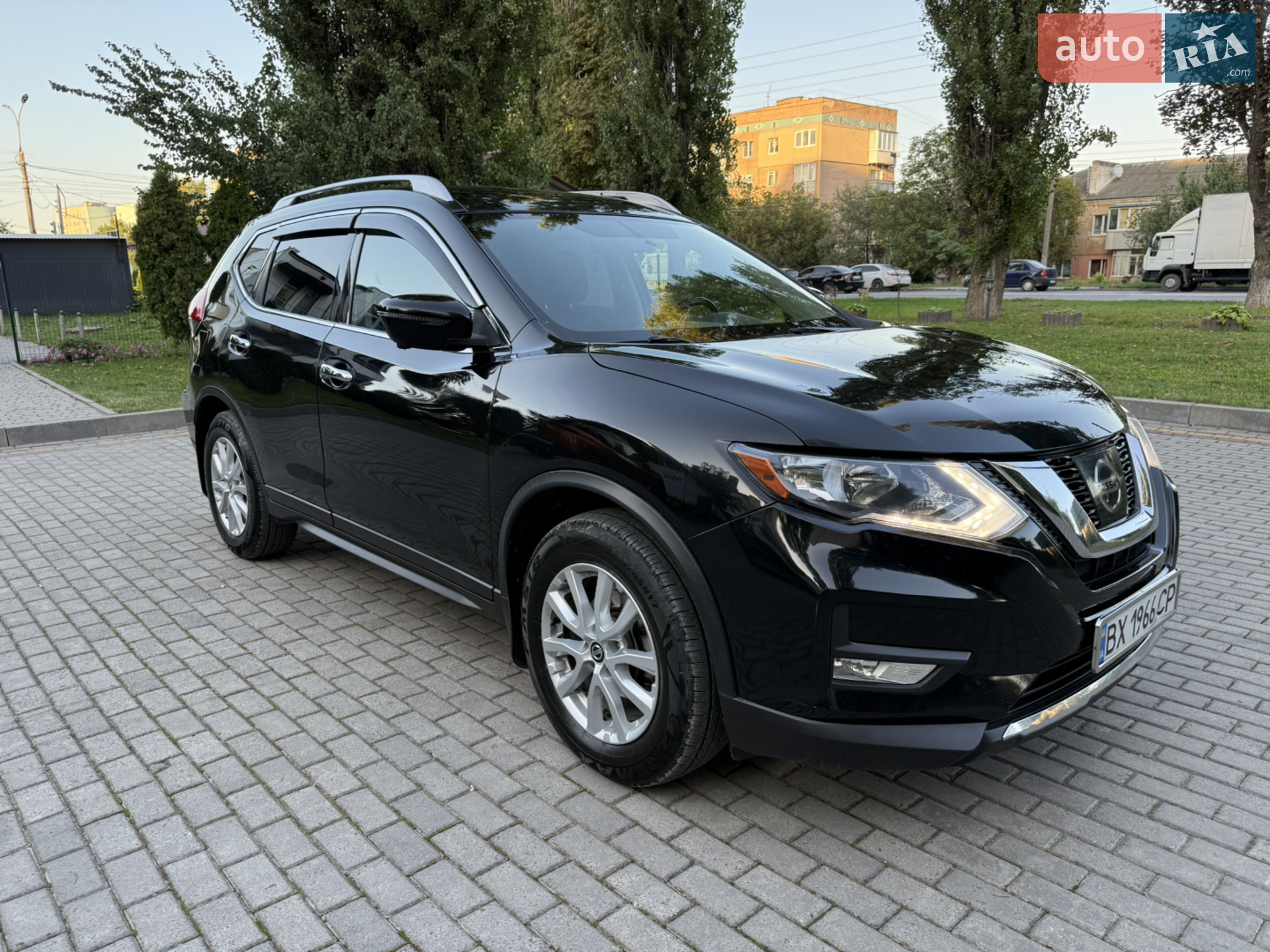 2017 Nissan Rogue - мініатюра 13