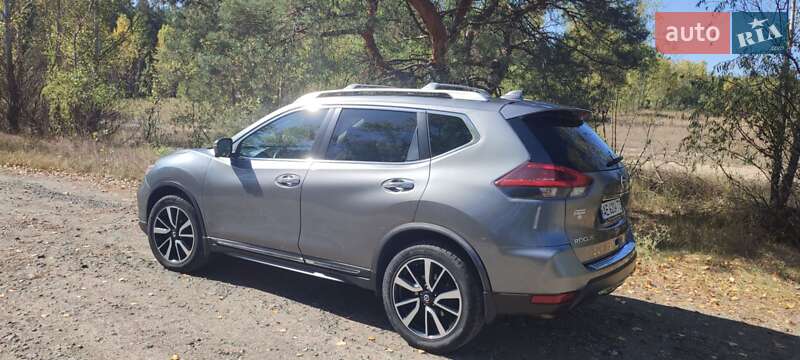 Позашляховик / Кросовер Nissan Rogue 2018 в Павлограді