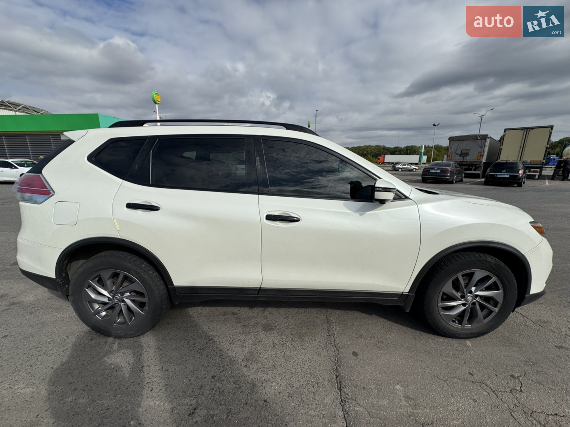 2016 Nissan Rogue - мініатюра 11