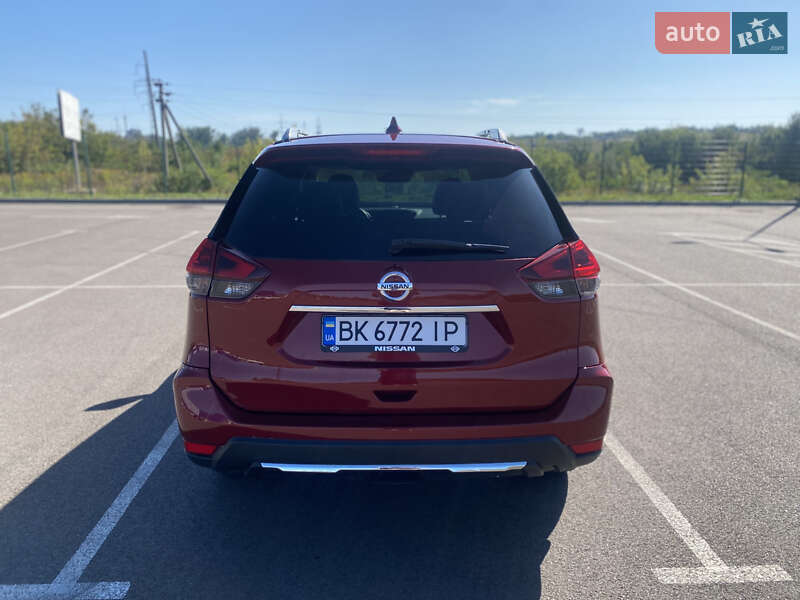Позашляховик / Кросовер Nissan Rogue 2018 в Рівному