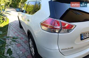 Позашляховик / Кросовер Nissan Rogue 2015 в 