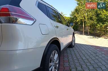 Позашляховик / Кросовер Nissan Rogue 2015 в 