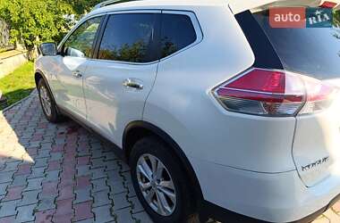 Позашляховик / Кросовер Nissan Rogue 2015 в 