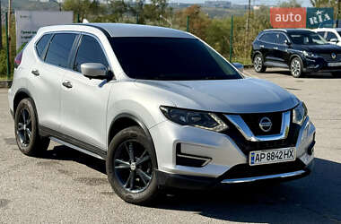 Внедорожник / Кроссовер Nissan Rogue 2018 в Запорожье