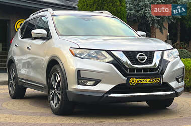 Внедорожник / Кроссовер Nissan Rogue 2017 в Львове