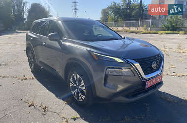 Внедорожник / Кроссовер Nissan Rogue 2023 в 