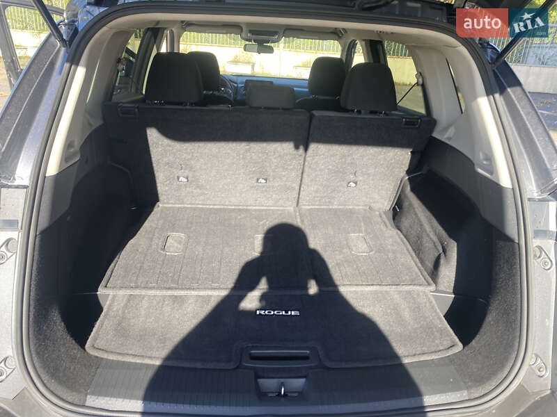 Позашляховик / Кросовер Nissan Rogue 2023 в Кременчуці