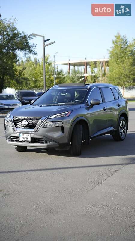 Позашляховик / Кросовер Nissan Rogue 2023 в Дніпрі