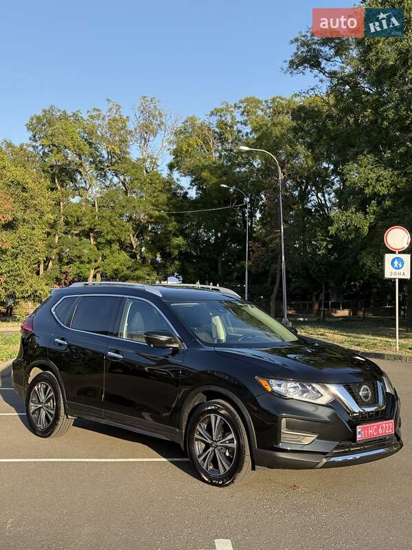 Позашляховик / Кросовер Nissan Rogue 2019 в Миколаєві