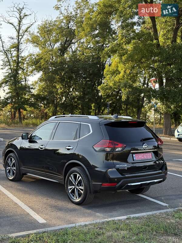 Позашляховик / Кросовер Nissan Rogue 2019 в Миколаєві