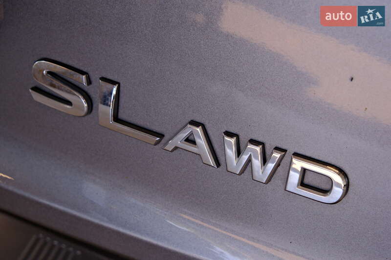 Внедорожник / Кроссовер Nissan Rogue 2023 в Одессе