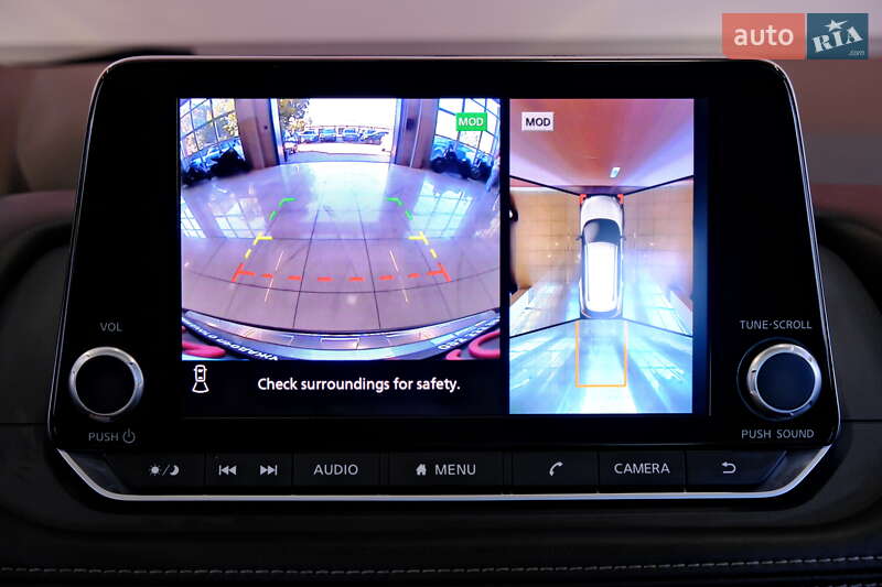 Внедорожник / Кроссовер Nissan Rogue 2023 в Одессе