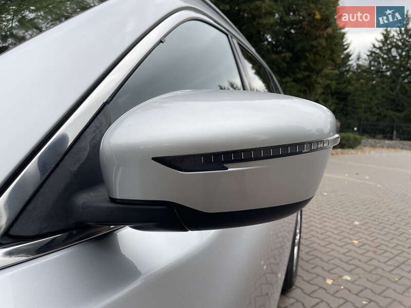 Позашляховик / Кросовер Nissan Rogue 2018 в Миргороді