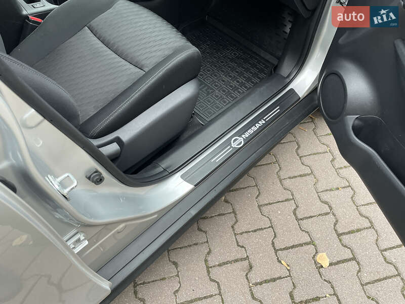 Позашляховик / Кросовер Nissan Rogue 2018 в Миргороді