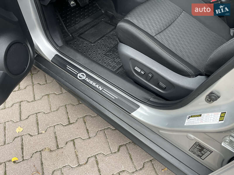 Позашляховик / Кросовер Nissan Rogue 2018 в Миргороді