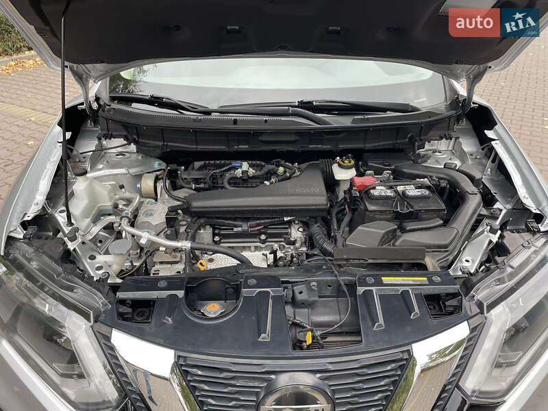 Позашляховик / Кросовер Nissan Rogue 2018 в Миргороді