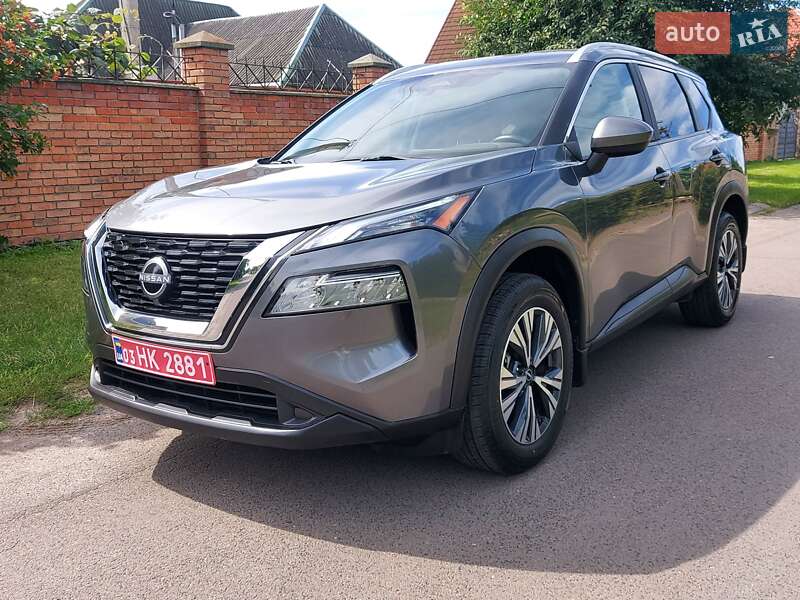 Внедорожник / Кроссовер Nissan Rogue 2023 в 