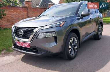 Внедорожник / Кроссовер Nissan Rogue 2023 в 