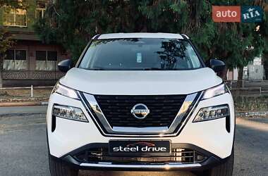 Внедорожник / Кроссовер Nissan Rogue 2021 в 