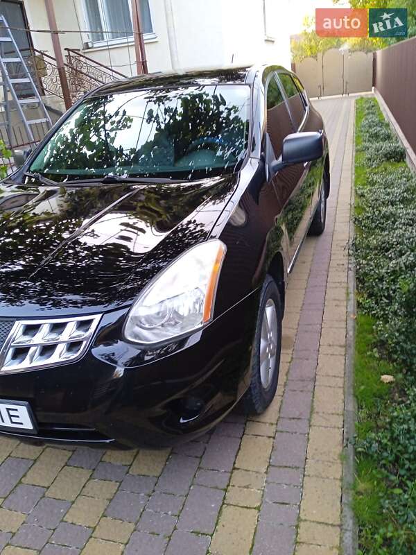 Внедорожник / Кроссовер Nissan Rogue 2012 в Стрые