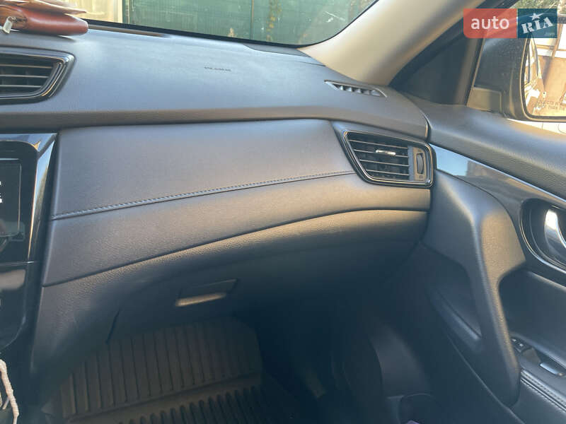 Внедорожник / Кроссовер Nissan Rogue 2016 в Киеве фото 39 Внедорожник / Кроссовер Nissan Rogue 2016 в Киеве