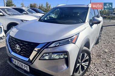 Позашляховик / Кросовер Nissan Rogue 2022 в Києві