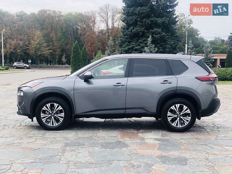 Внедорожник / Кроссовер Nissan Rogue 2021 в Кременчуге