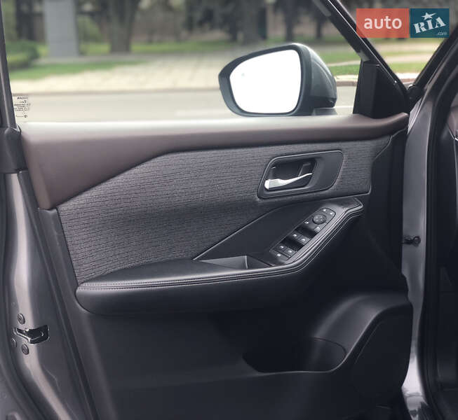 Внедорожник / Кроссовер Nissan Rogue 2021 в Кременчуге