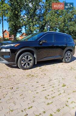 Внедорожник / Кроссовер Nissan Rogue 2021 в Киеве