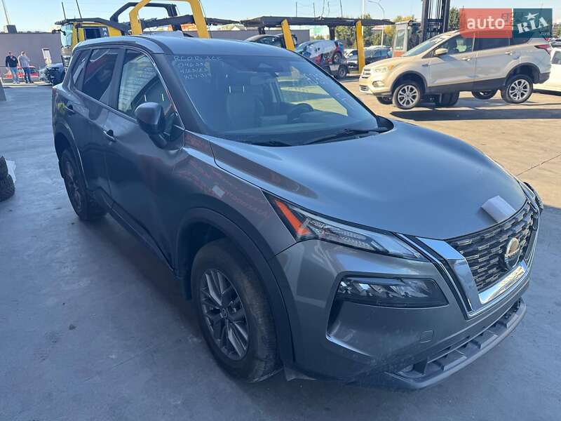 Позашляховик / Кросовер Nissan Rogue 2020 в Львові