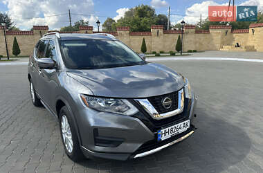 Внедорожник / Кроссовер Nissan Rogue 2018 в Измаиле