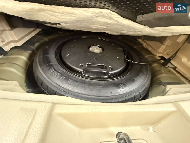 Внедорожник / Кроссовер Nissan Rogue 2018 в Яворове