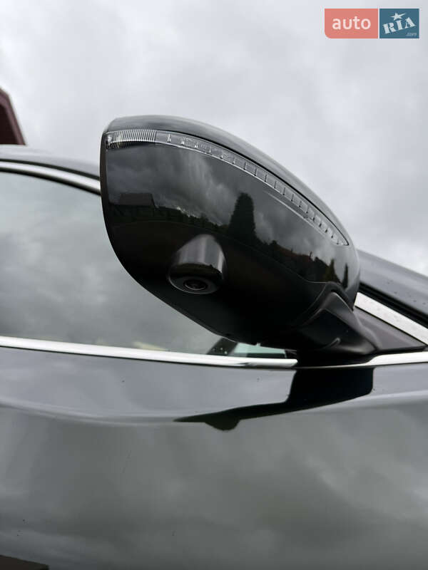 Внедорожник / Кроссовер Nissan Rogue 2018 в Яворове