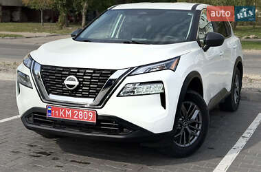 Позашляховик / Кросовер Nissan Rogue 2023 в Кам'янському