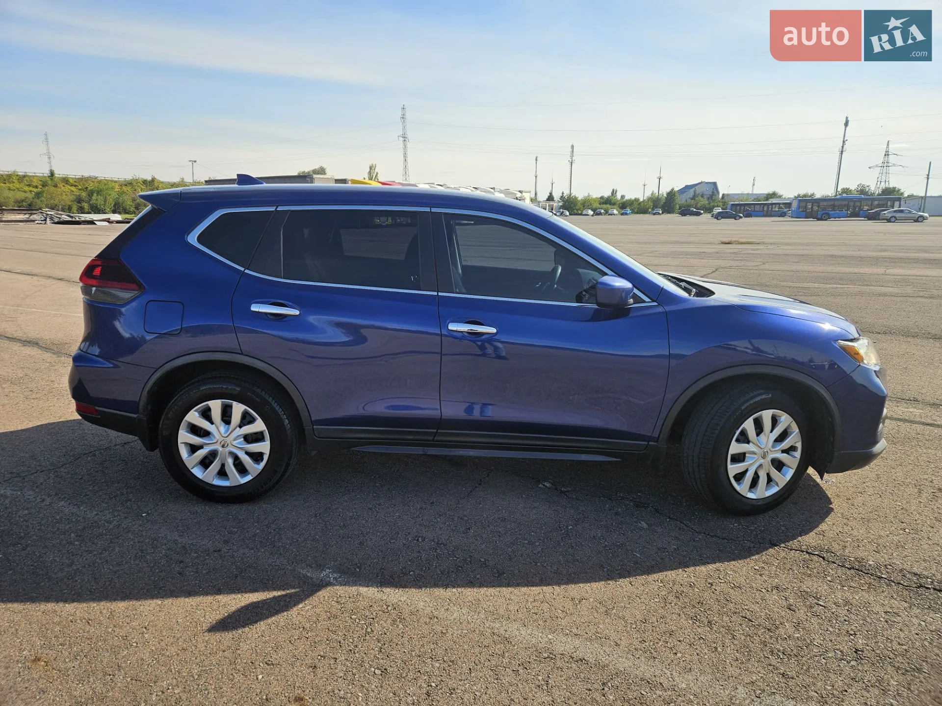 2018 Nissan Rogue - мініатюра 3