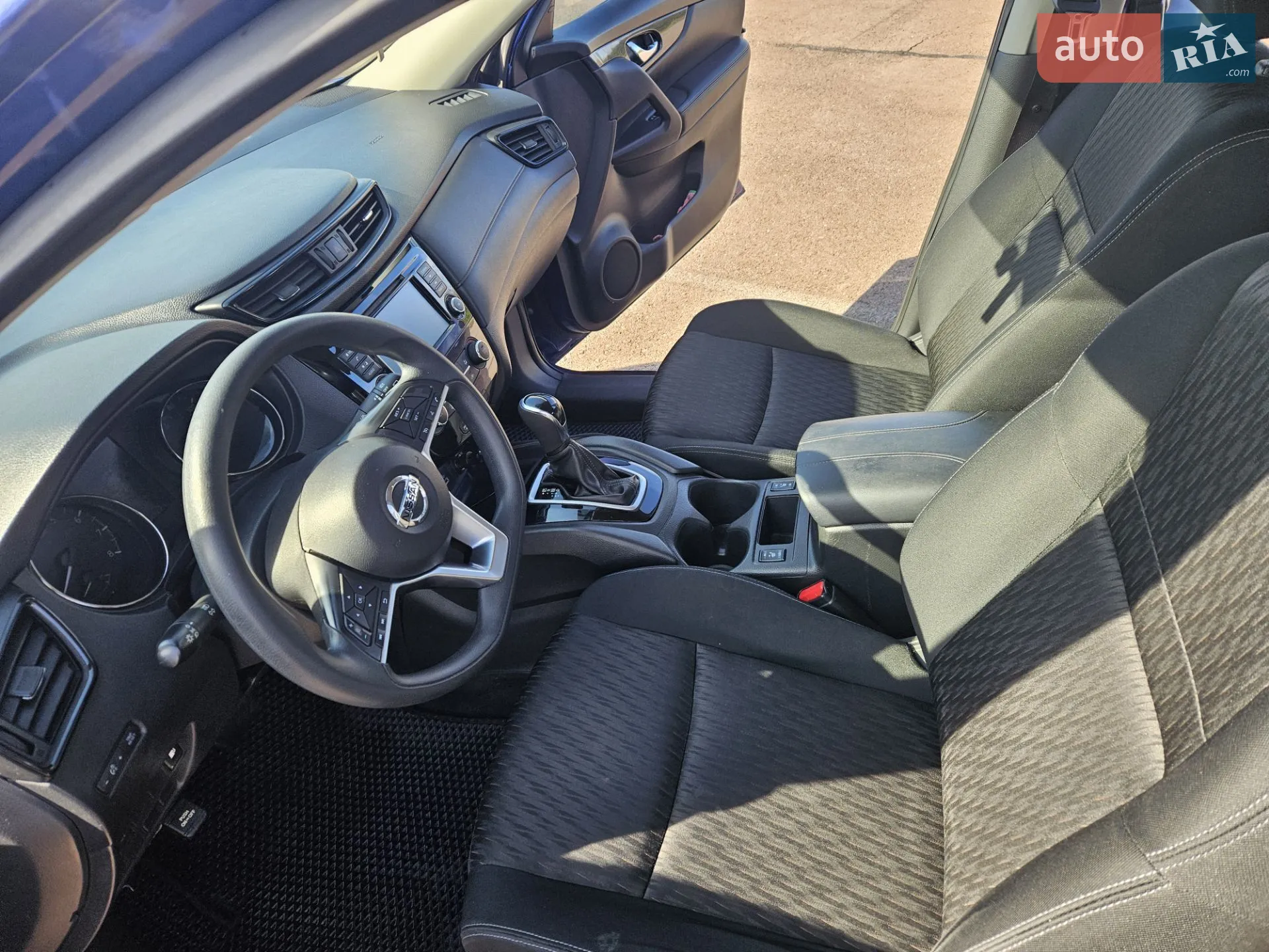 2018 Nissan Rogue - мініатюра 35