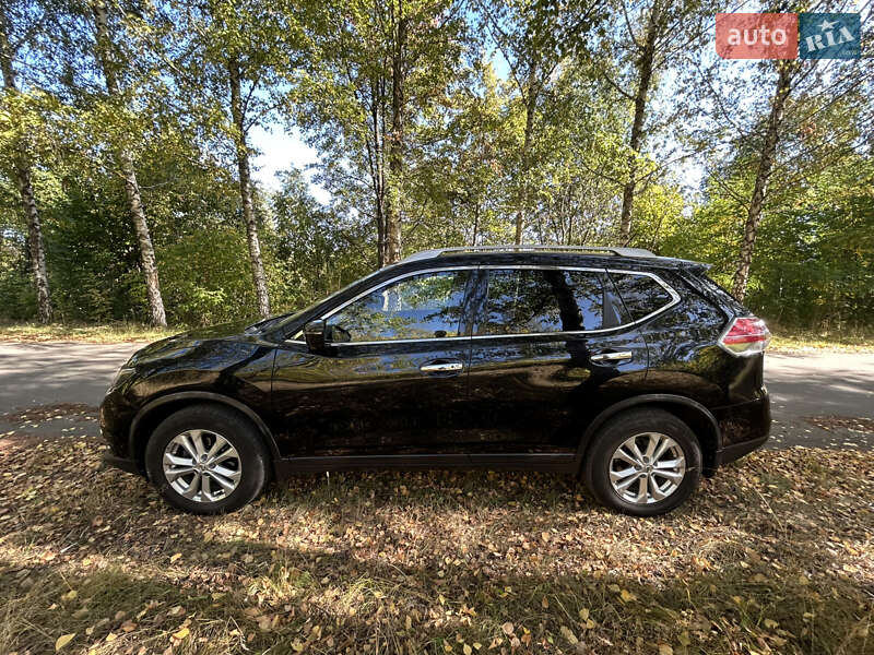 Внедорожник / Кроссовер Nissan Rogue 2016 в Лубнах