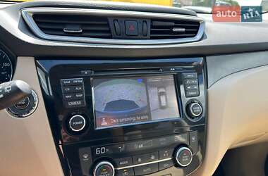 Внедорожник / Кроссовер Nissan Rogue 2016 в 