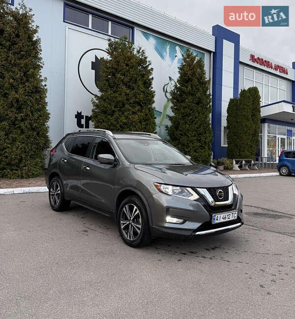 Внедорожник / Кроссовер Nissan Rogue 2019 в 