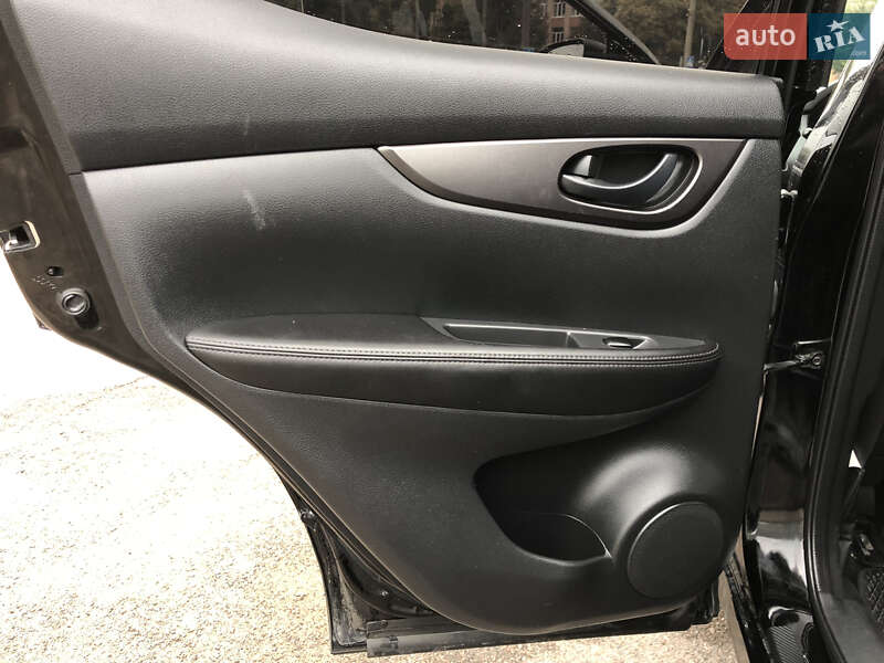 Позашляховик / Кросовер Nissan Rogue 2018 в Рівному фото 17 Позашляховик / Кросовер Nissan Rogue 2018 в Рівному