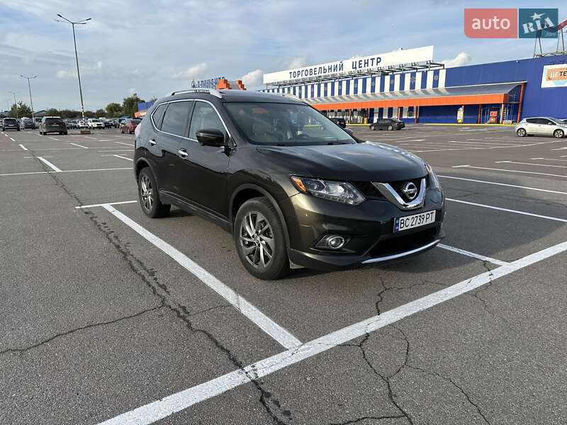 Внедорожник / Кроссовер Nissan Rogue 2015 в Львове