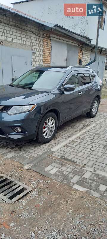 Внедорожник / Кроссовер Nissan Rogue 2014 в Житомире